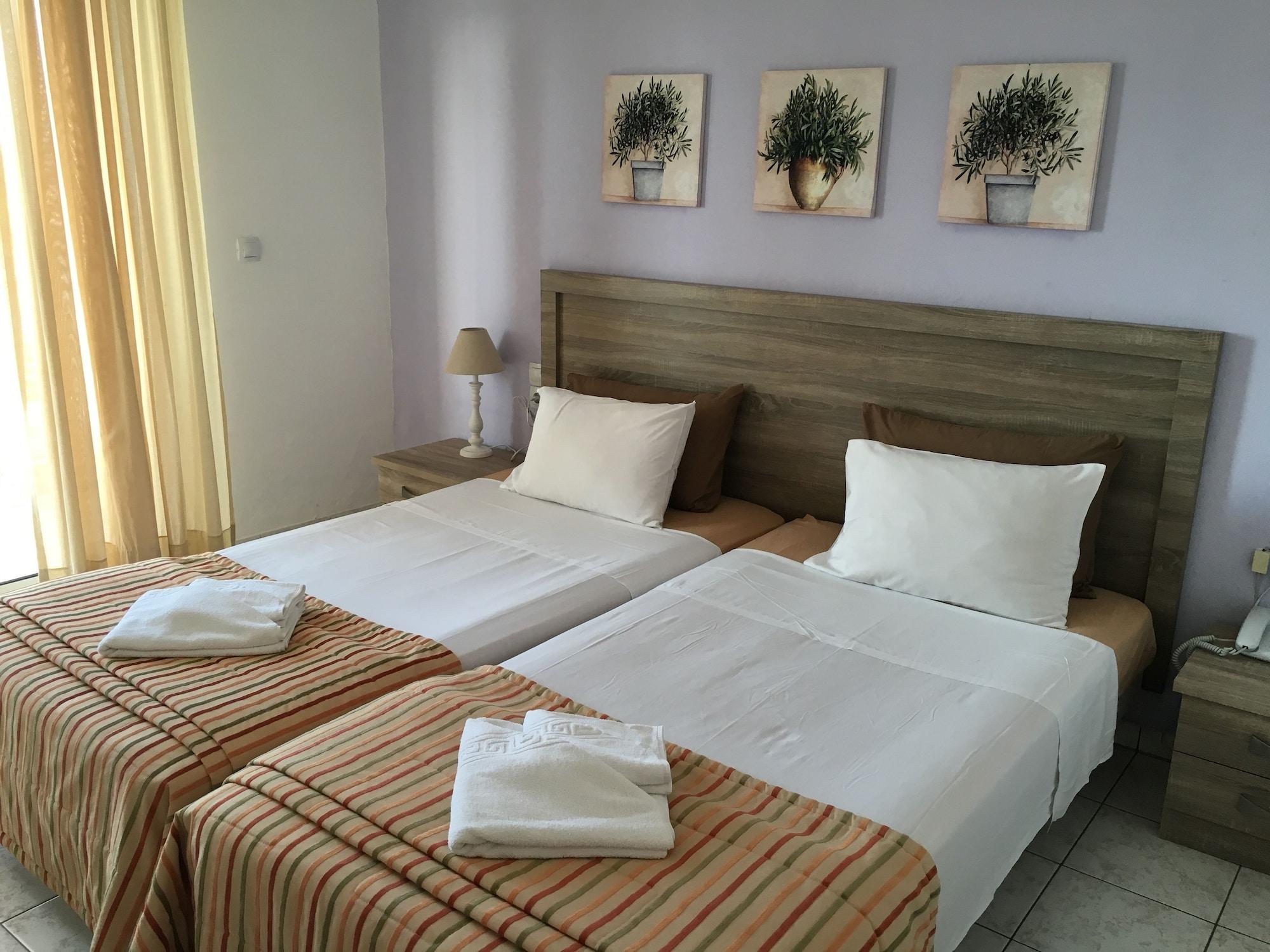 Zorbas Hotel Hersonissos  Esterno foto